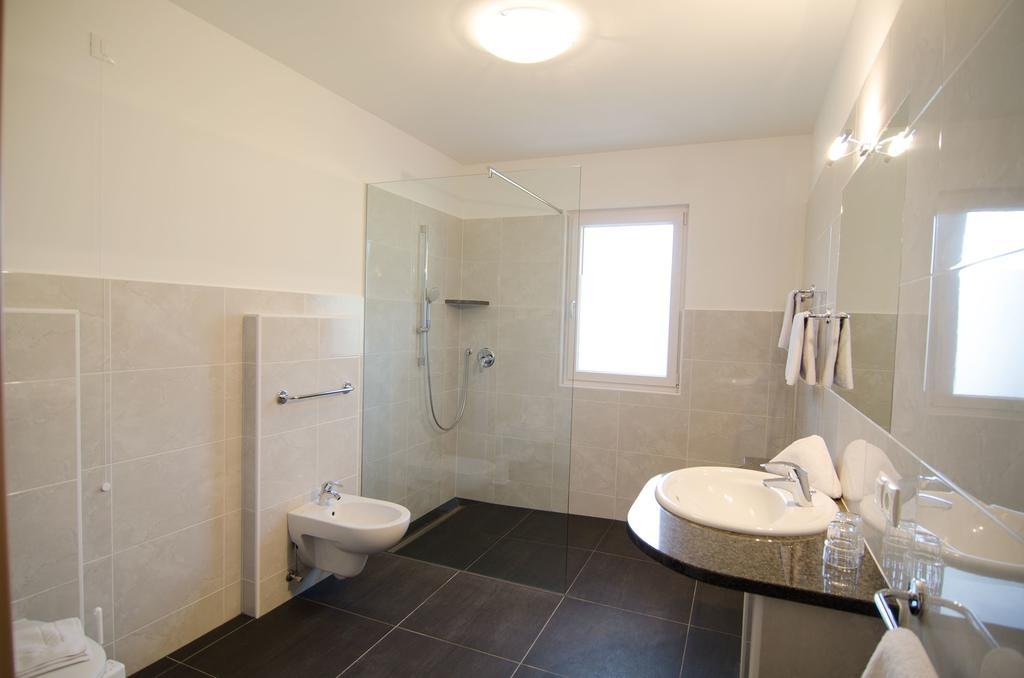 Garni Hotel Peterlinhof Caldaro Rom bilde